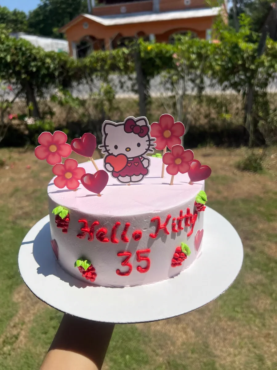 Pastel personalizado de Hello Kitty